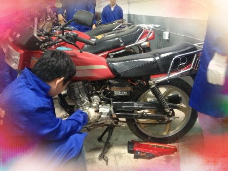 ���վS����Ӗ�WУ,����Ħ��܇�S����Ӗ�WУ