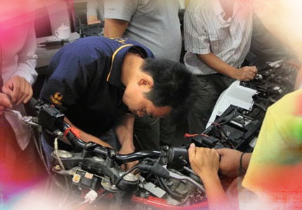 �����S����Ӗ�WУ,����Ħ��܇�S����Ӗ�WУ